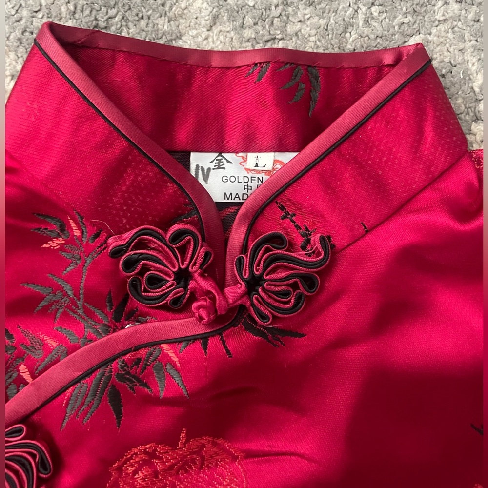 Golden Dragon vintage dress for sale♥️